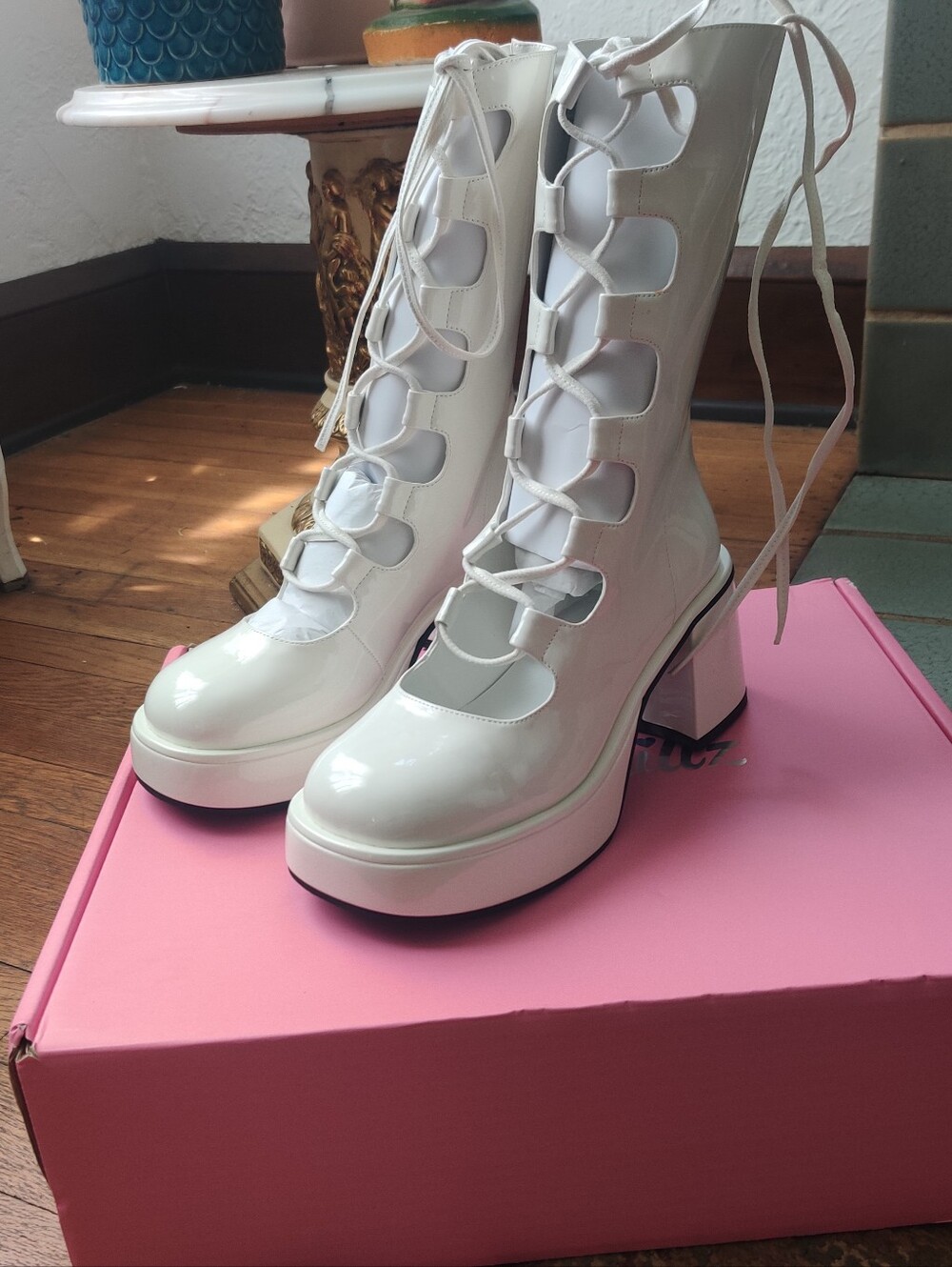 Sugar Thrillz Dolls Kill Lace Up Boots 8